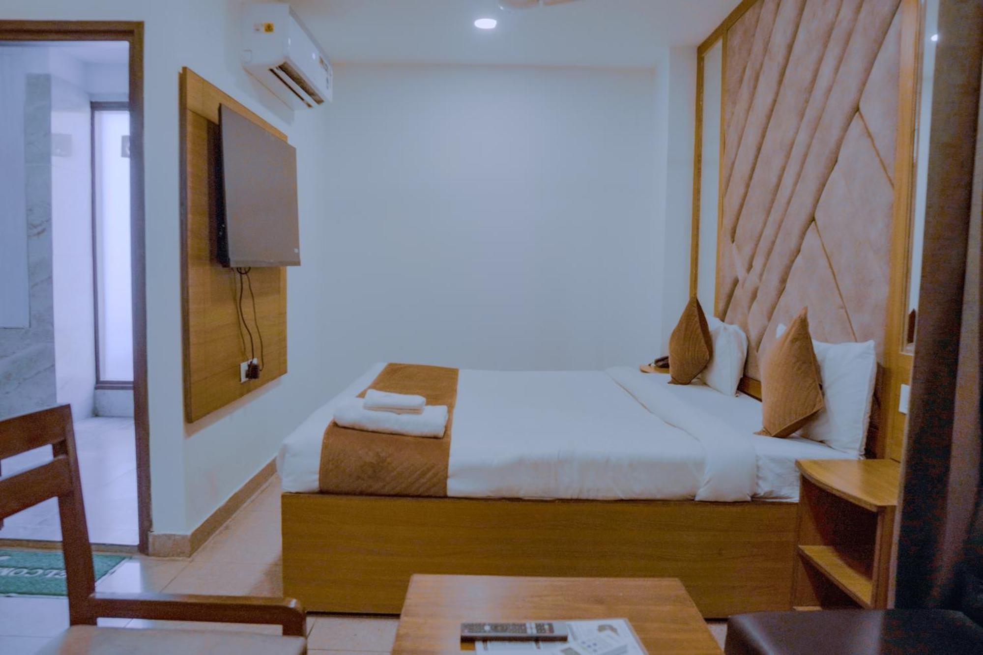 Hotel Lake View Chandīgarh المظهر الخارجي الصورة