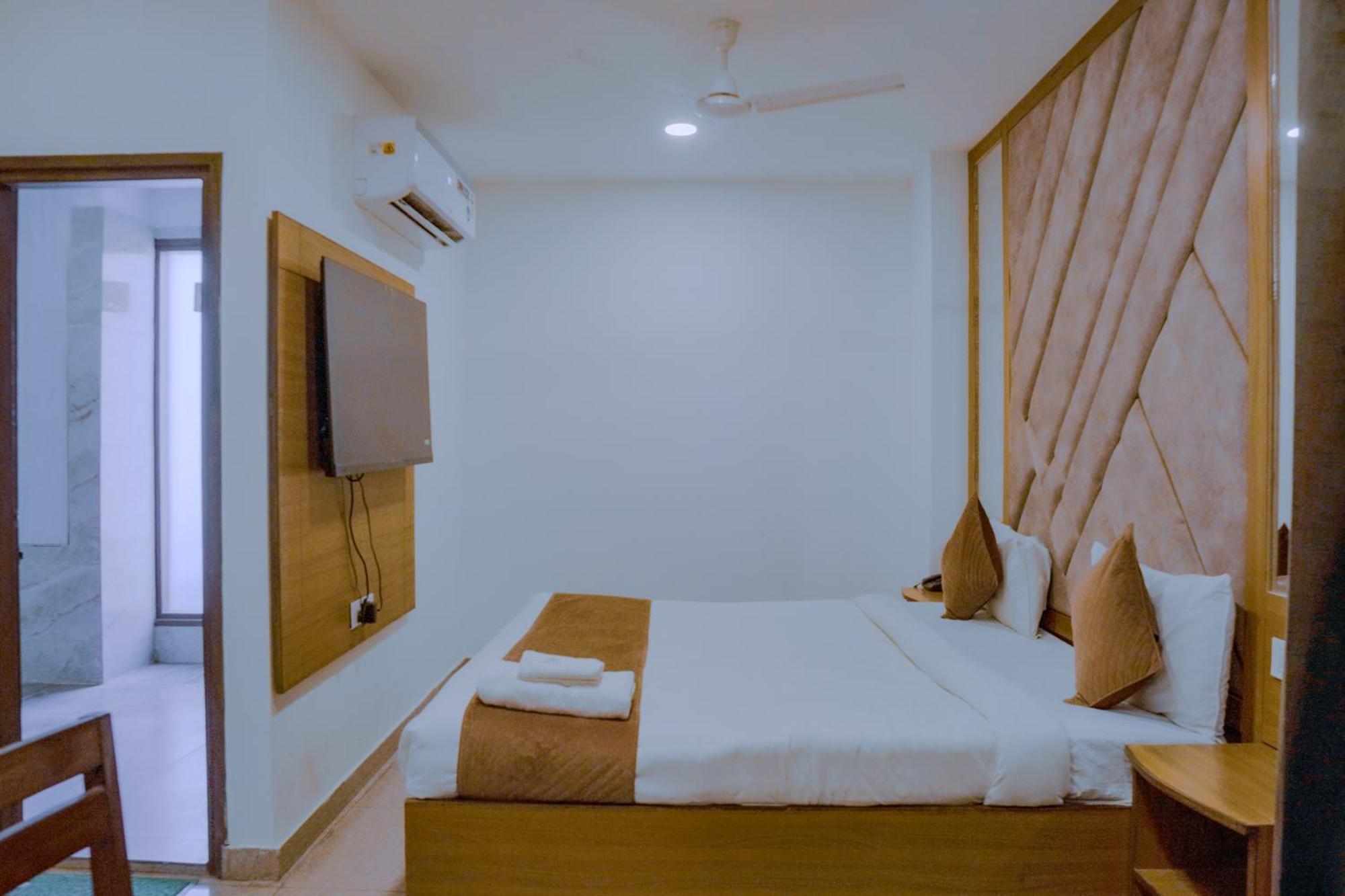 Hotel Lake View Chandīgarh المظهر الخارجي الصورة