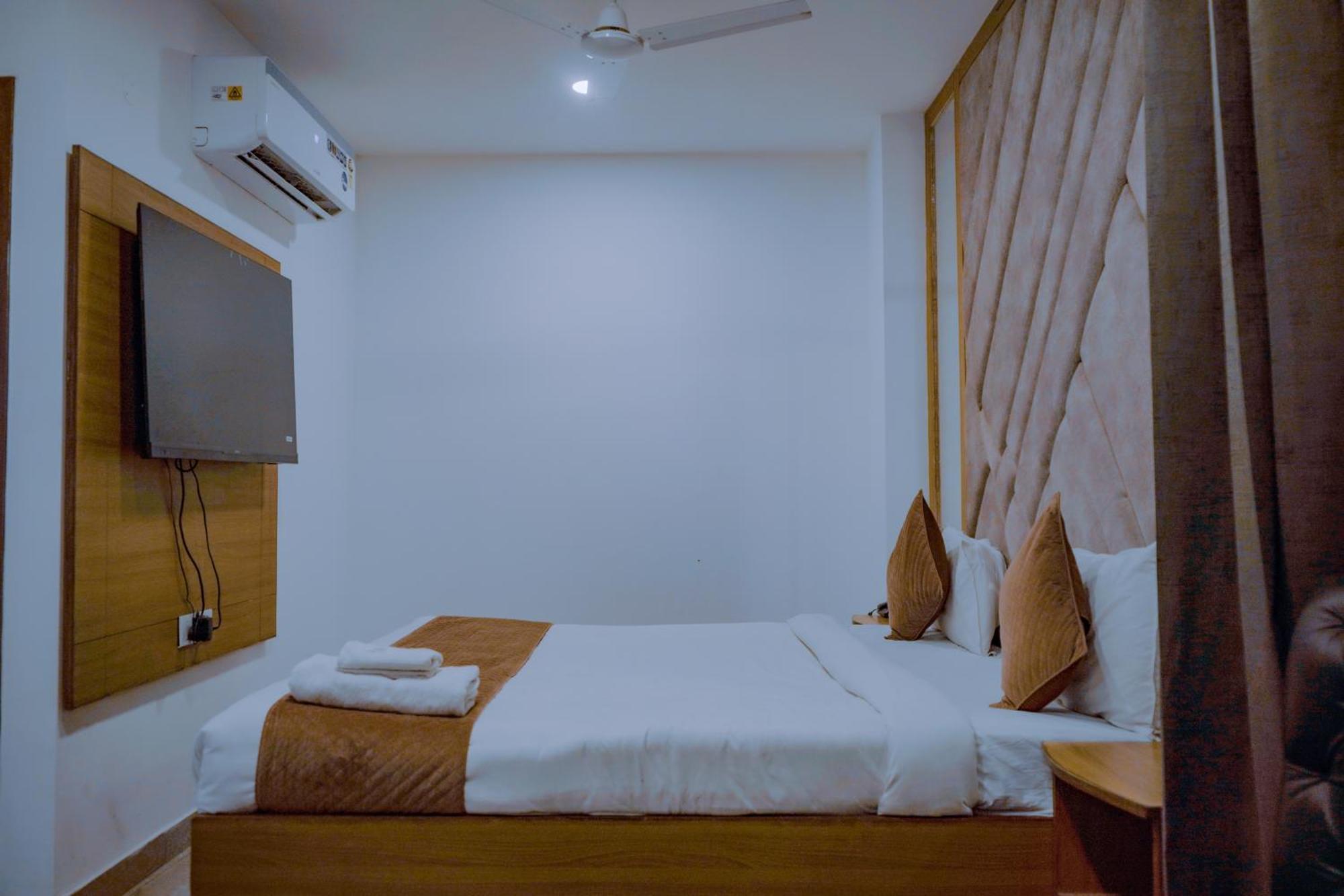 Hotel Lake View Chandīgarh المظهر الخارجي الصورة